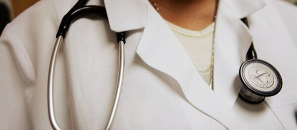 Врач скорой помощи - Sputnik Тоҷикистон