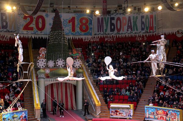 Какой сегодня праздник в Таджикистане и мире: 20 апреля Какой сегодня праздник в Таджикистане и мире: 20 апреля - Sputnik Таджикистан