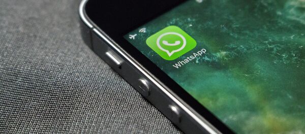 Месенджер WhatsApp, архивное фото - Sputnik Таджикистан