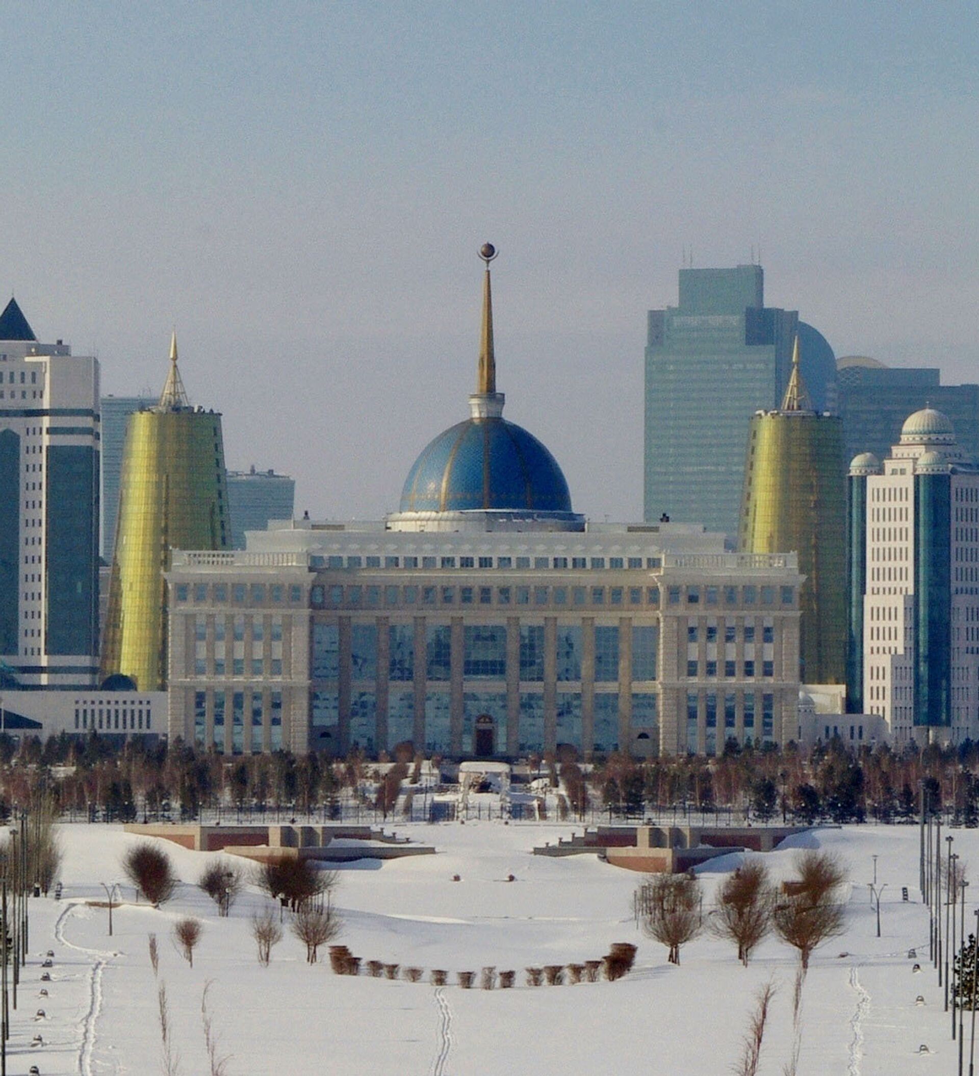 Время в астане казахстан. Караганда столица Казахстана. Алматы Казахстан зима. Станция «Казахстан» Астана. Алматы Казахстан зимой.
