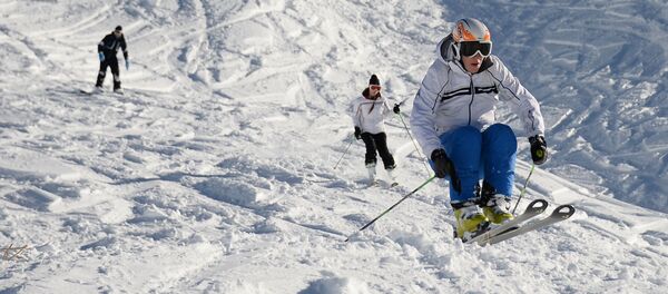 Горнолыжный спорт, архивное фото - Sputnik Таджикистан
