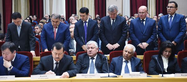 Масъулин дар Маҷлиси васеи ҳукуматӣ - Sputnik Тоҷикистон