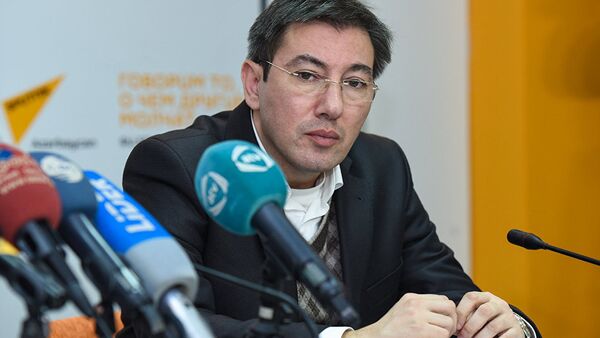 Политолог Ильгар Велизаде - Sputnik Таджикистан