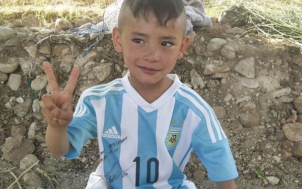 Афганский мальчик Муртаза Ахмади - Sputnik Таджикистан