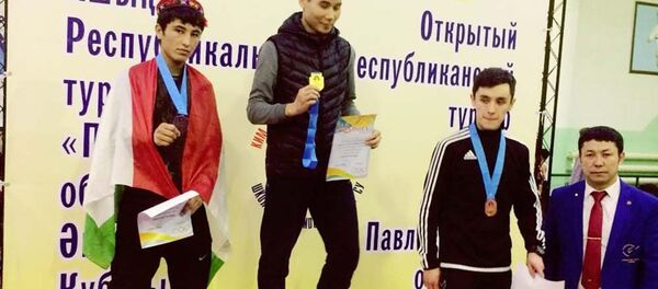 Таджикские легкоатлеты приняли участие в международном турнире по легкой атлетике в Казахстане - Sputnik Таджикистан