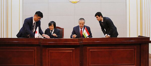 Церемония подписания Обменных нот правительства Японии и правительства Таджикистана Церемония подписания Обменных нот правительства Японии и правительства Таджикистана - Sputnik Тоҷикистон