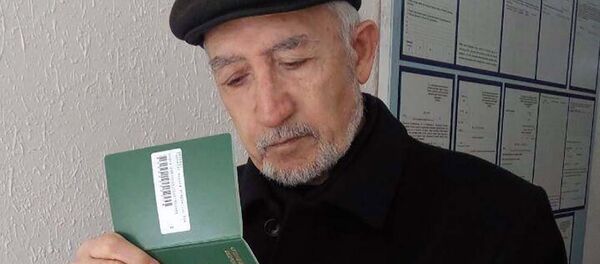 Кинорежиссер Бако Содик, архивное фото Кинорежиссер Бако Содик, архивное фото - Sputnik Тоҷикистон