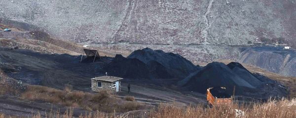 Угольное месторождение в Зиддах, архивное фото - Sputnik Тоҷикистон