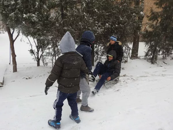 Барфи аввал дар Душанбе