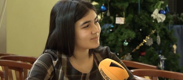 Участница вокального конкурса Ты супер! из Таджикистана Мехрона Гайбуллоева. Участница вокального конкурса Ты супер! из Таджикистана Мехрона Гайбуллоева. - Sputnik Тоҷикистон