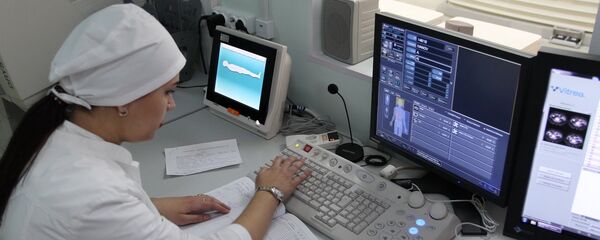 Магнитно-резонансная томография в 451-м военном госпитале в Таджикистане - Sputnik Тоҷикистон