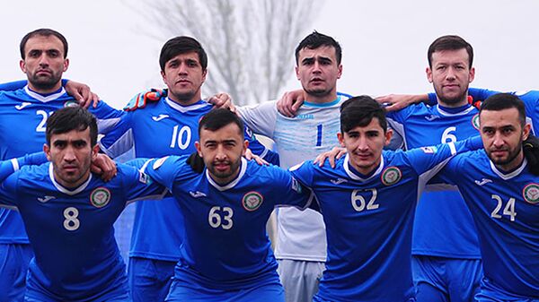 Игроки футбольный клуб Худжанд, архивное фото - Sputnik Таджикистан
