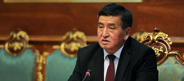 Президент Кыргызстана Сооронбай Жээнбеков - Sputnik Тоҷикистон