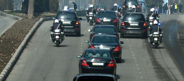 Президент Кыргызстана Сооронбай Жээнбеков прибыл с официальным визитом в Таджикистан - Sputnik Тоҷикистон