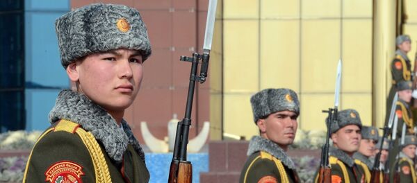 Почетный караул в Таджикистане, архивное фото - Sputnik Таджикистан