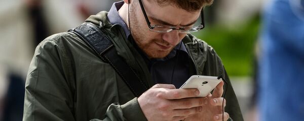 Мобильные операторы Мегафон и Билайн - Sputnik Тоҷикистон