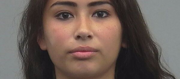 Самые красивые преступницы привлекли внимание тысяч человек в Сети - Sputnik Таджикистан