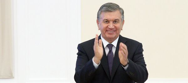 Президент Узбекистана Шавкат Мирзиёев - Sputnik Тоҷикистон