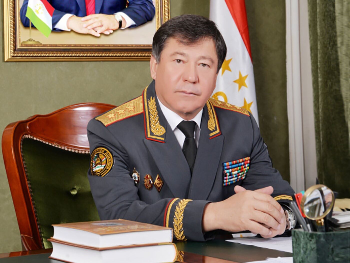 Pivo festivalida yashirin kamera Sohilda havaskor jinsiy aloqa video