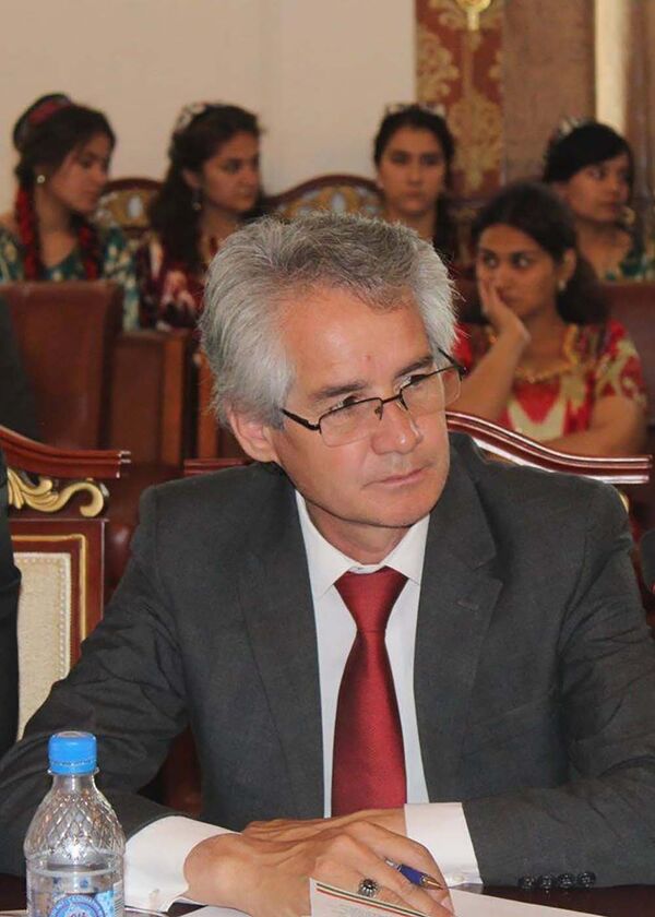 Абдукодир Талбаков, архивное фото Абдукодир Талбаков, архивное фото - Sputnik Тоҷикистон