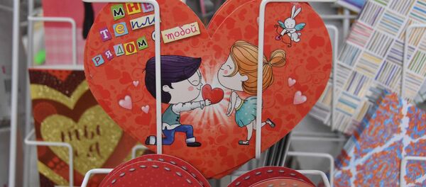 Открытки ко дню святого Валентина, архивное фото Открытки ко дню святого Валентина, архивное фото - Sputnik Таджикистан