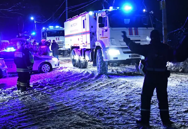 Суқути ҳавопаймои АН-148 дар вилояти Маскав Суқути ҳавопаймои АН-148 дар вилояти Маскав - Sputnik Тоҷикистон