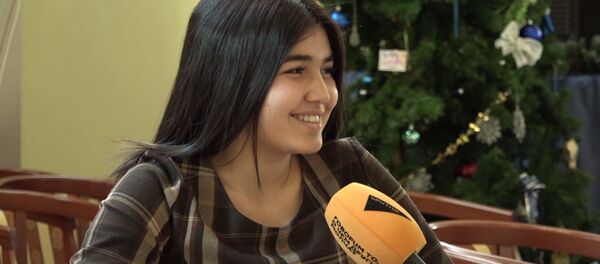 Участница вокального конкурса Ты супер! из Таджикистана Мехрона Гайбуллоева. - Sputnik Таджикистан