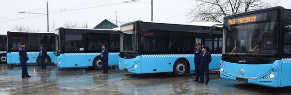 В Душанбе представлены новые автобусы, архивное фото В Душанбе представлены новые автобусы, архивное фото - Sputnik Тоҷикистон