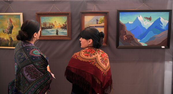 Юбилейное творчество в честь Алмазного Юбилея Ага-Хана IV - Sputnik Тоҷикистон