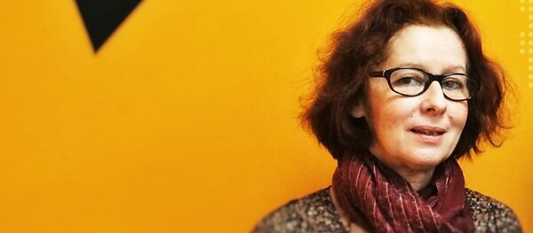 Кандидат филолологических наук, доцент, член Экспертного совета Тотального диктанта, ведущая передачи Русский устный, Сафонова Юлия, архивное фото - Sputnik Таджикистан