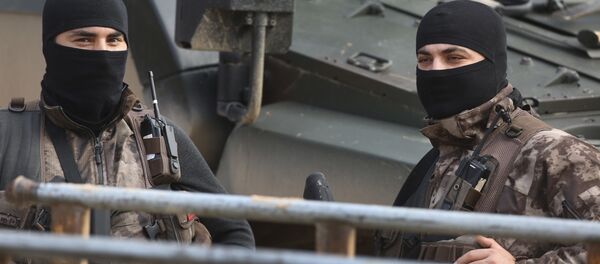 Сотрудники турецких спецслужб, архивное фото - Sputnik Таджикистан