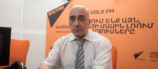 Ашот Тавадян Ашот Тавадян - Sputnik Таджикистан