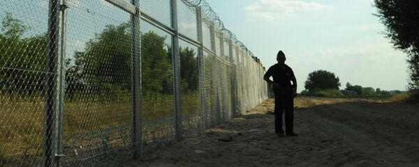 Граница, архивное фото Граница, архивное фото - Sputnik Таджикистан