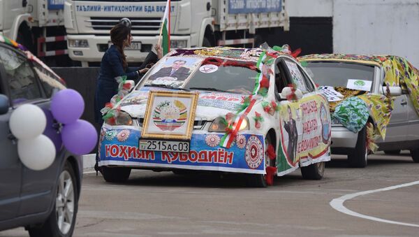 Автомобили на конкурсе Автоледи 2018 - Sputnik Таджикистан