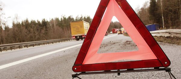 Знак аварийной остановки - Sputnik Тоҷикистон