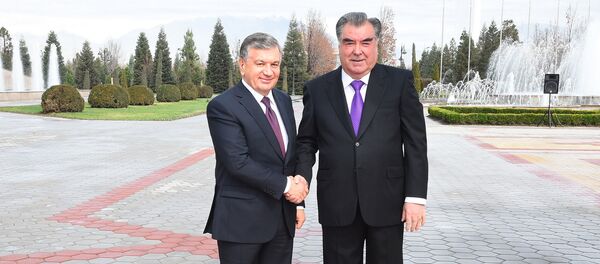 Шавкат Мирзиёев и Эмомали Рахмон - Sputnik Тоҷикистон