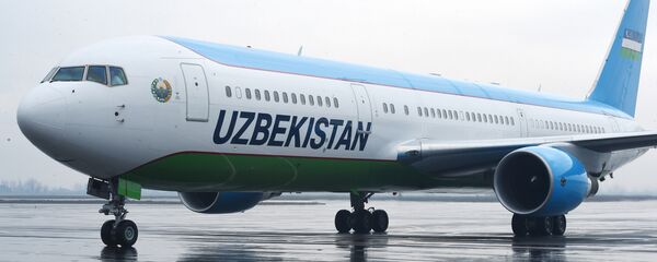 Самолет Узбекских авиалиний Самолет Узбекских авиалиний - Sputnik Тоҷикистон