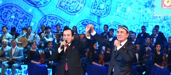 Певцы Джурабек Муродов и Шерали Джураев - Sputnik Тоҷикистон