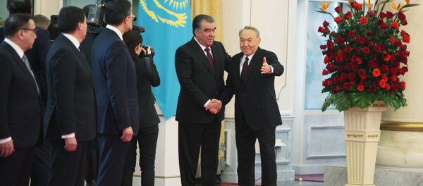Визит Эмомали Рахмона в Астану на переговоры с президентом Казахстана Нурсултаном Назарбаевым - Sputnik Тоҷикистон