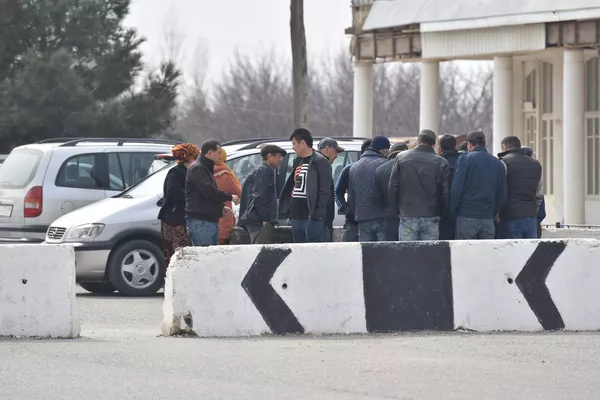 КПП Патар на границе Таджикистана и Узбекистана КПП Патар на границе Таджикистана и Узбекистана - Sputnik Тоҷикистон