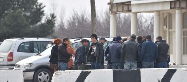 КПП Патар на границе Таджикистана и Узбекистана - Sputnik Тоҷикистон