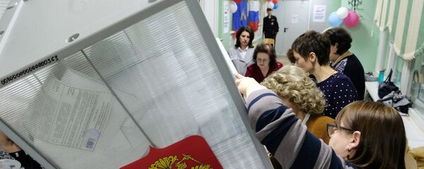Подсчет голосов на выборах президента РФ Подсчет голосов на выборах президента РФ - Sputnik Таджикистан