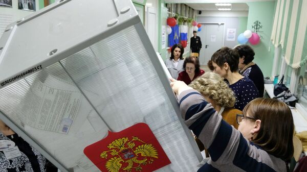 Подсчет голосов на выборах президента РФ - Sputnik Таджикистан