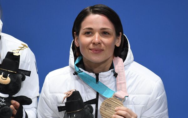 Марта Зайнуллина (Россия), завоевавшая бронзовую медаль в спринте в классе LW 10-12 (сидя) на соревнованиях по лыжным гонкам среди женщин, архивное фото - Sputnik Таджикистан