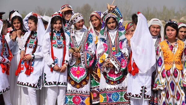 Празднование Навруза в городе Гиссар, архивное фото - Sputnik Таджикистан