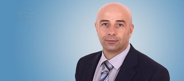 Доцент кафедры экономики и финансов факультета экономических и социальных наук (ФЭСН) РАНХиГС Алисен Алисенов Доцент кафедры экономики и финансов факультета экономических и социальных наук (ФЭСН) РАНХиГС Алисен Алисенов - Sputnik Таджикистан