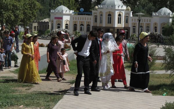 Свадебная церемония в Таджикистане, архивное фото - Sputnik Таджикистан