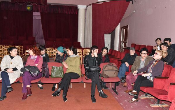 Собрание в театре имени Маяковского, архивное фото - Sputnik Таджикистан
