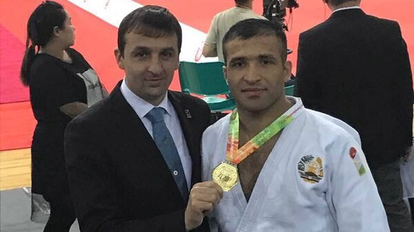 Рамзи Шамиров и Комроншох Устопириён - Sputnik Тоҷикистон