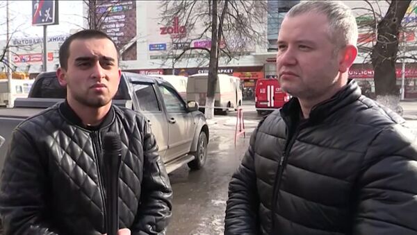 Работники торгового центра Махмуд Ходжаев и Фарзон Салимов рассказали, как спасали людей в Кемерове - Sputnik Таджикистан